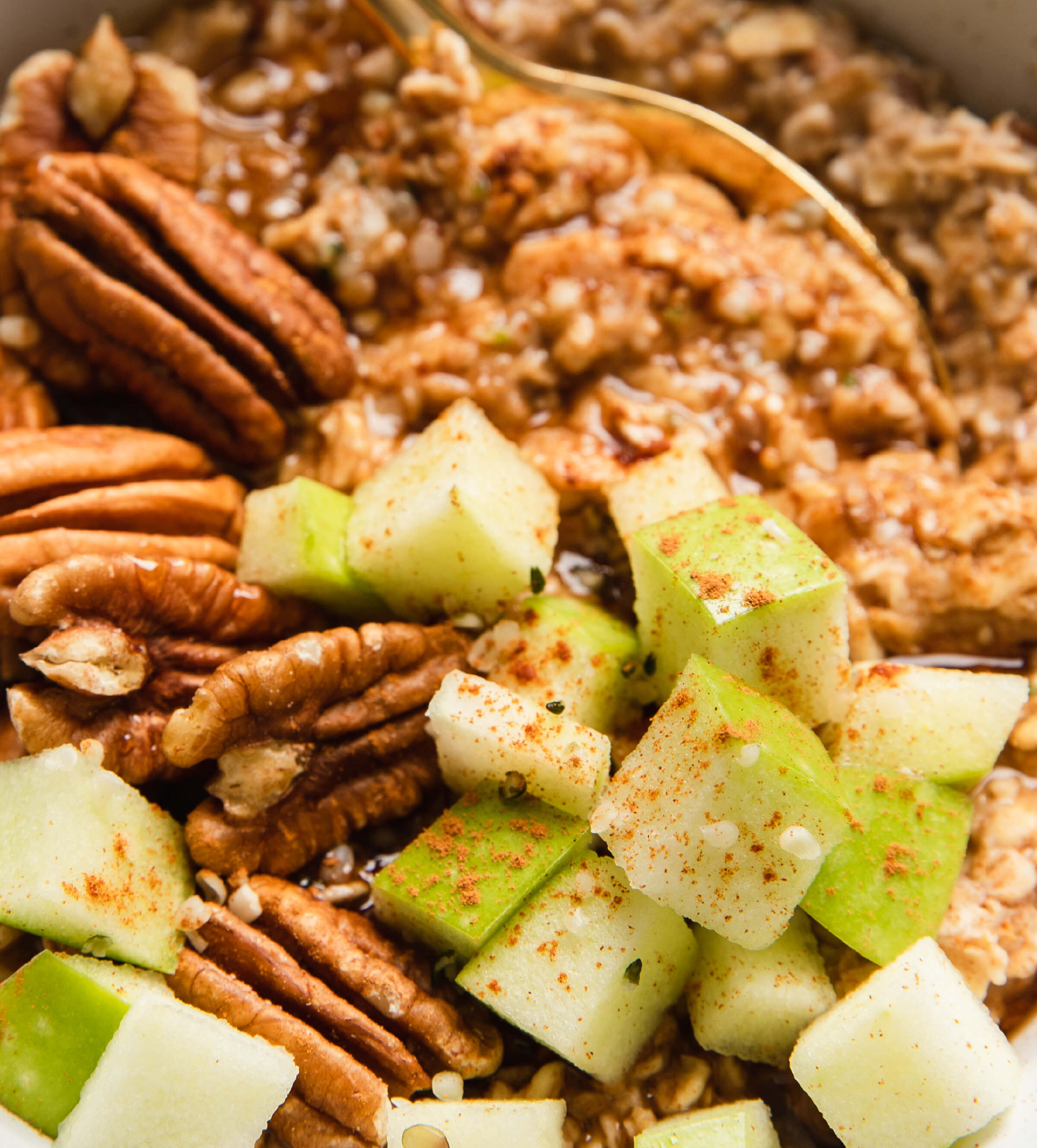 Apple Cinnamon Pecan Superfood Oat Cup